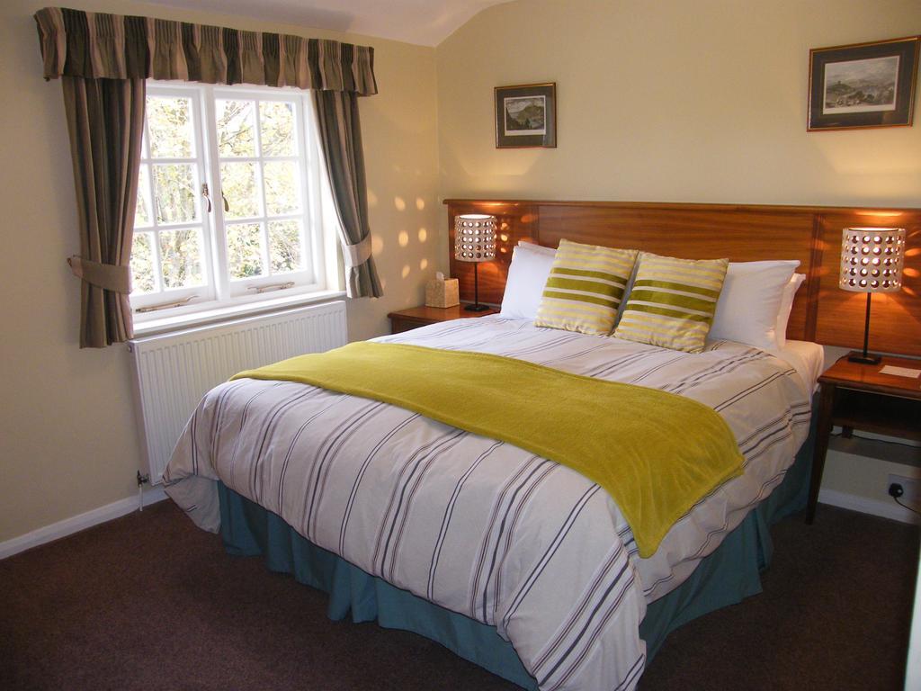 Tumbling Weir Hotel Ottery St Mary Phòng bức ảnh